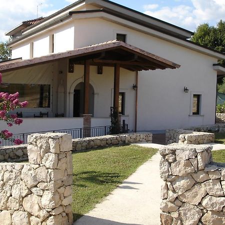 Agriturismo Casale Sera Fontana Liri Esterno foto