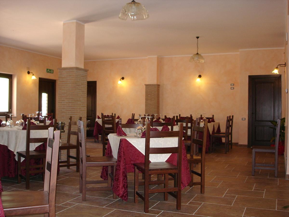 Agriturismo Casale Sera Fontana Liri Esterno foto
